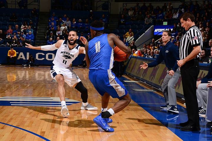 英格兰1比0小胜塞尔维亚，索斯盖特换人战术让人看不懂（封面配图）